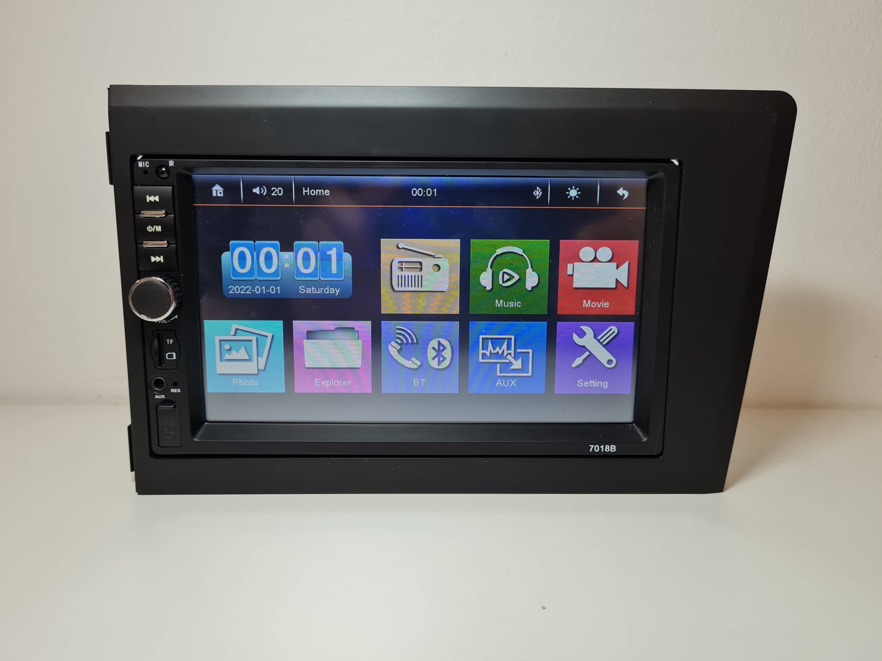 VOLVO S60 AUTO RADIO MULTIMEDIJA BT AUX