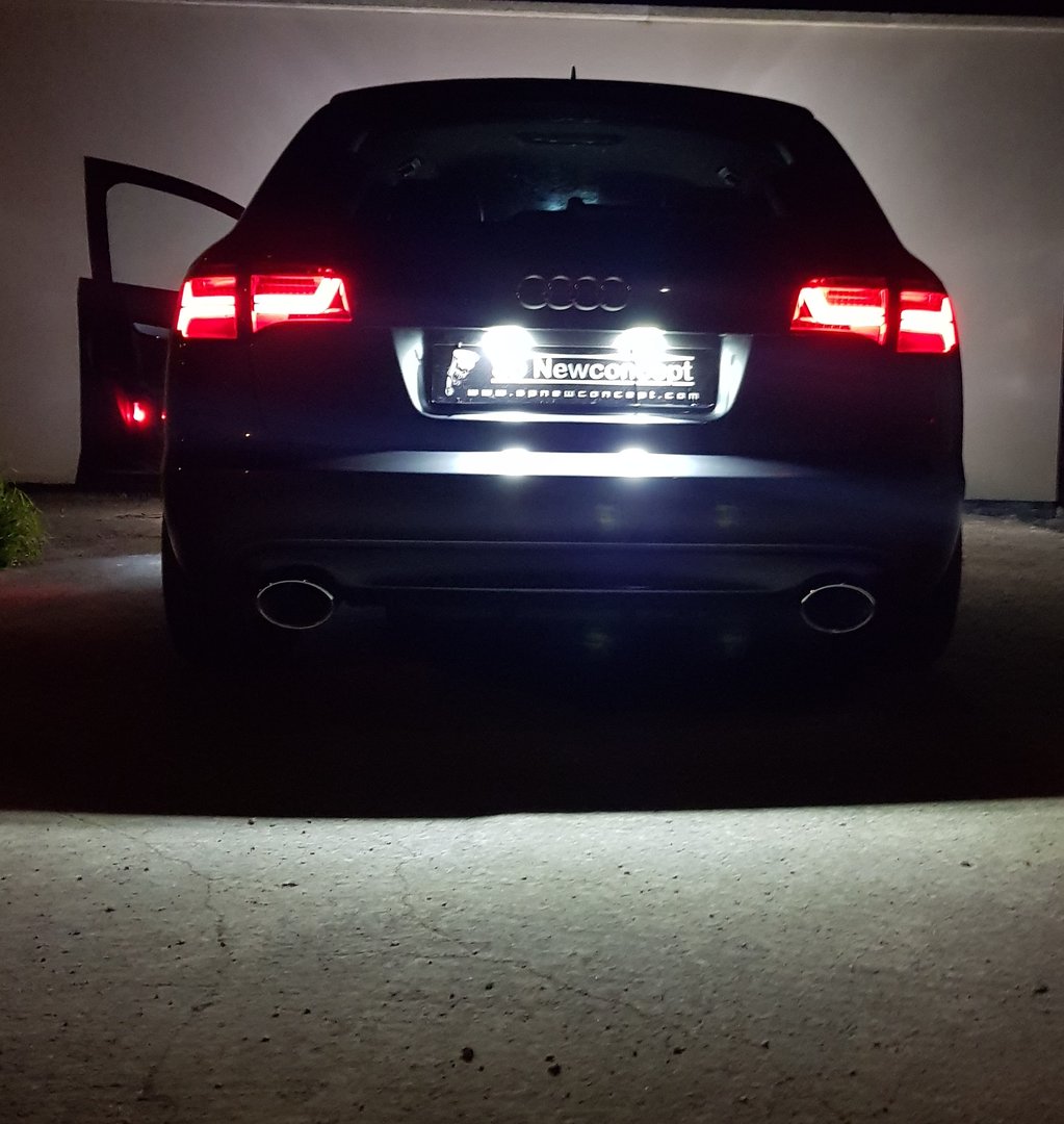 LED Svjetlo za tablice Audi A3 LHLP015S28