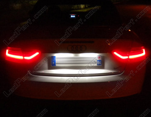 LED Svjetlo za tablice Audi A5 LHLP015S28