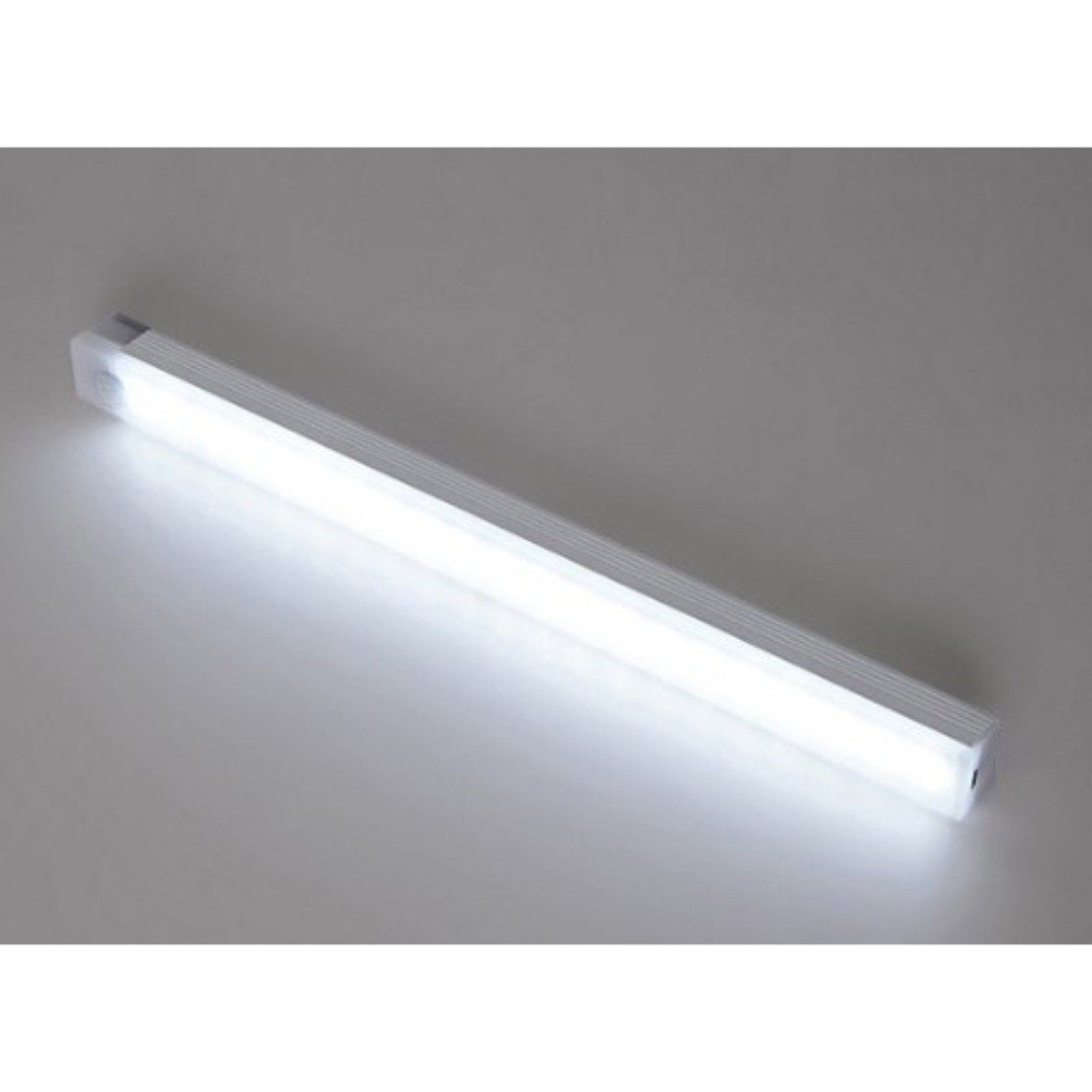 LED BEZICNA PAMETNA LAMPA NA SENZOR NOCNA 30 CM