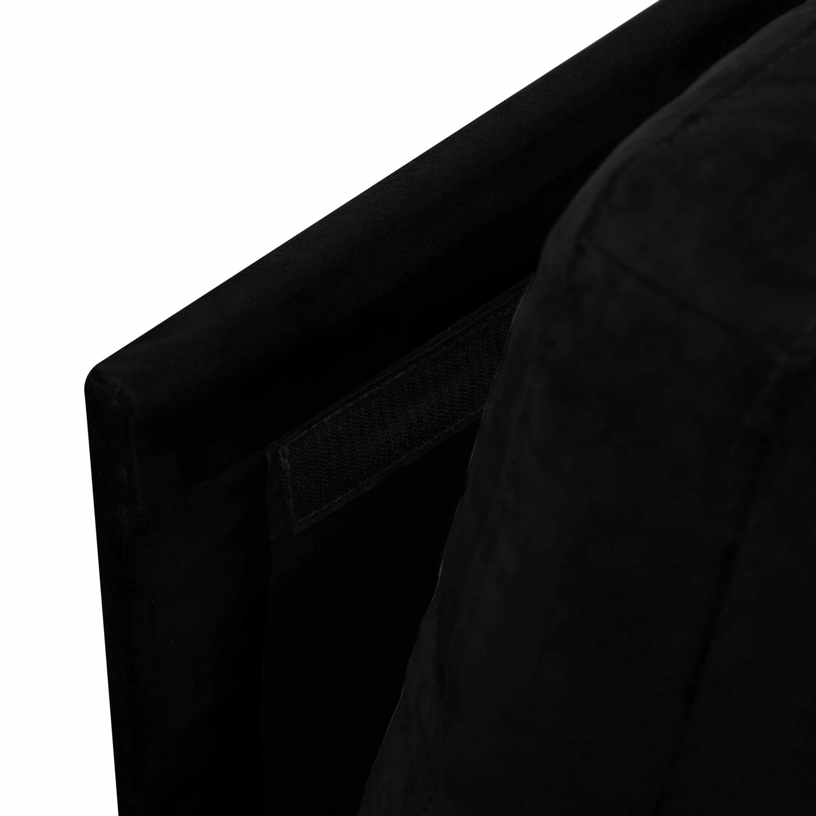 AKVILE UGAONA GARNITURA SOFA CRNA
