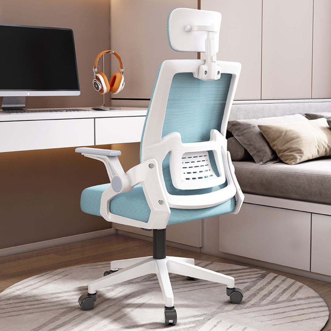 COMFORT ergonomska stolica YT-588 PLAVA BIJELI RAM,,<p>Comfort ergonomska stolica je idealan izbor za udobnost i funkcionalnost u vašem radnom prostoru.</p>
<p>Ova stolica s modernim dizajnom i naprednim funkcijama pruža maksimalnu podršku tokom dugih radnih sati.</p>
<p>&nbsp;</p>
<p><strong>Ključne karakteristike uključuju:</strong></p>
<p>Podesivi naslon za ruke po uglu i daljini</p>
<p>Podesivi naslon za glavu po uglu i daljini</p>
<p>Lumbalnu potporu za pravilno držanje</p>
<p>Mesh materijal koji omog